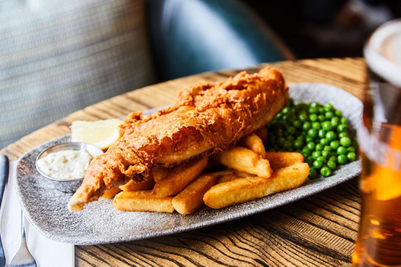 Отель The Wellington Arms - Basingstoke-Reading Heckfield Экстерьер фото
